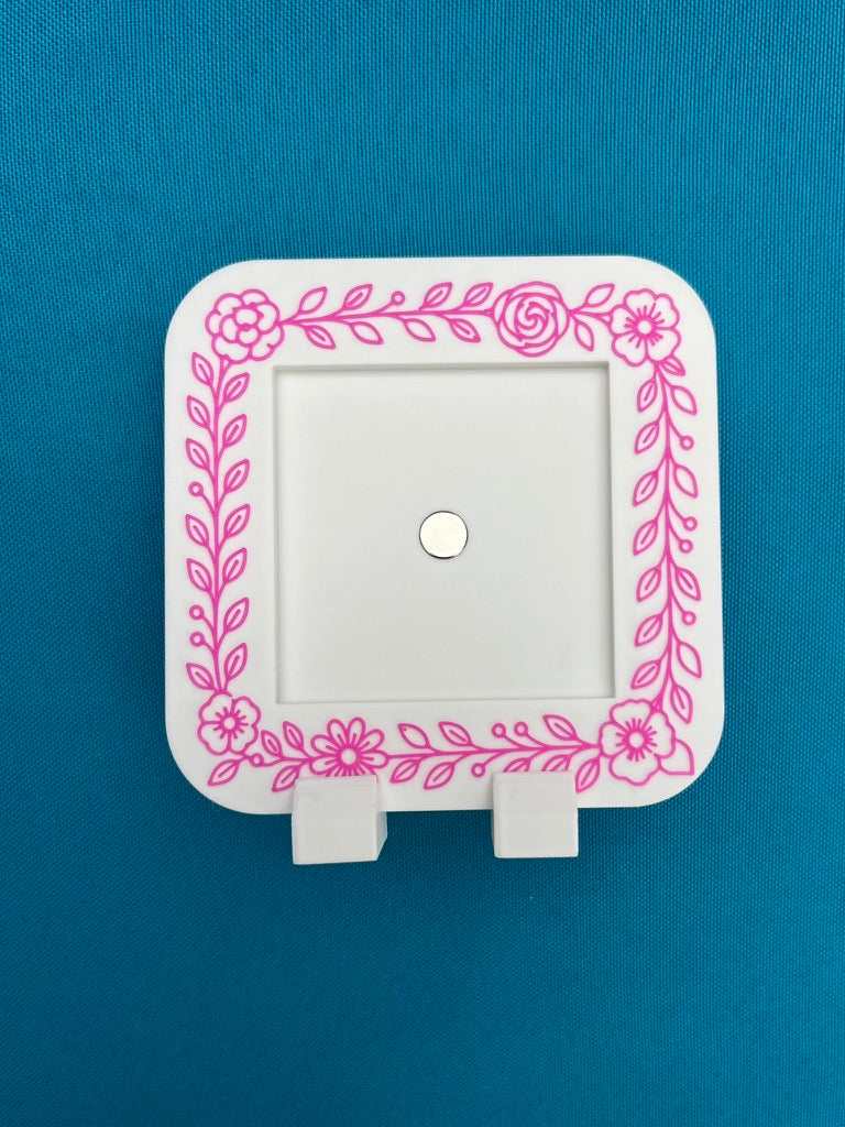 3D Printed Frame with Photo Magnets